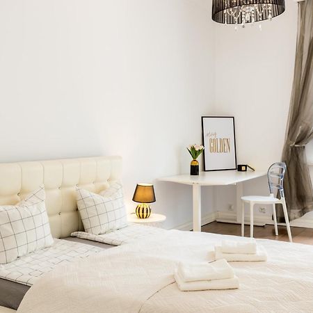 Central Warsaw Apartment - Great Location-Old Town - Podwale エクステリア 写真