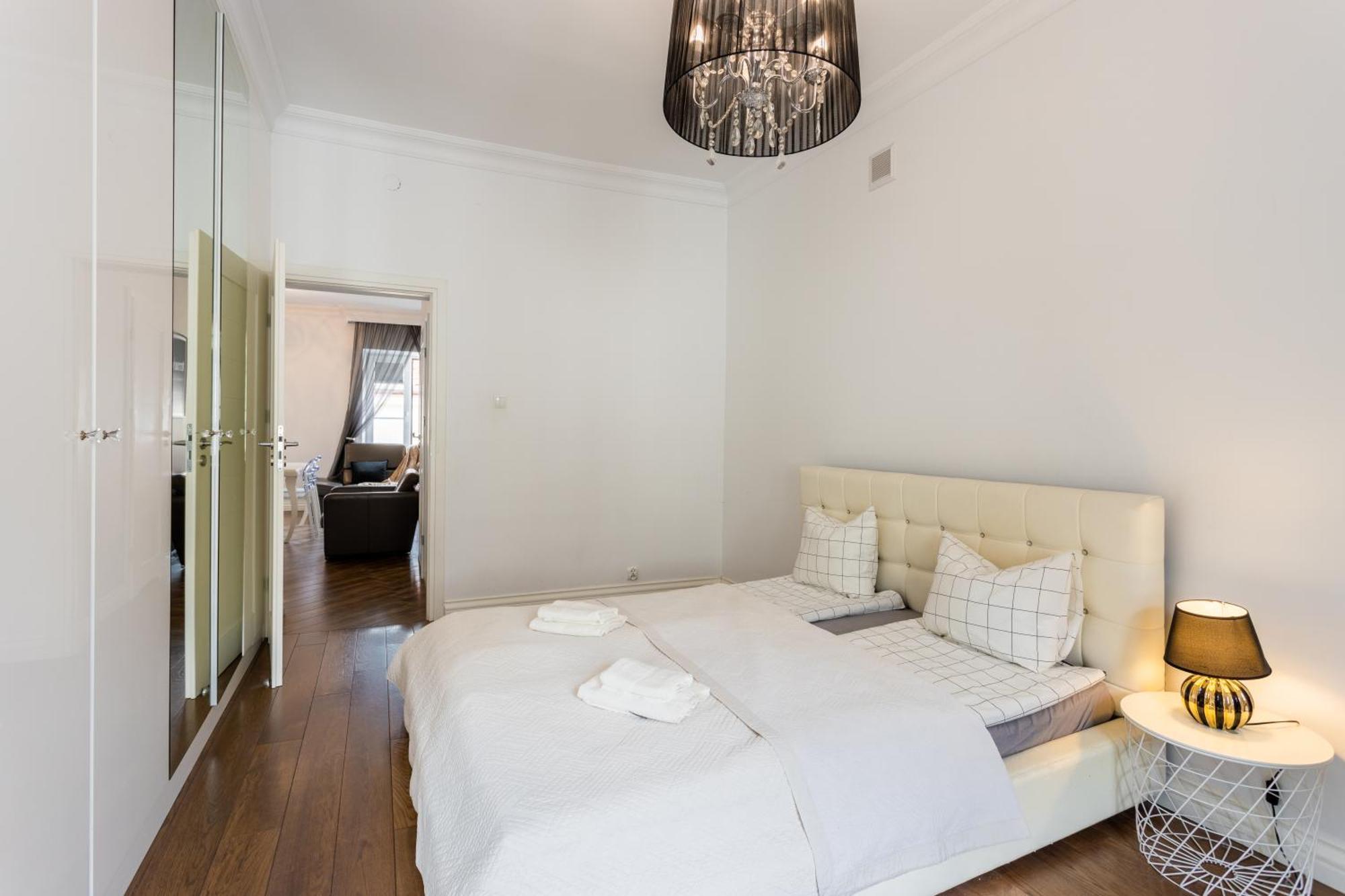 Central Warsaw Apartment - Great Location-Old Town - Podwale エクステリア 写真